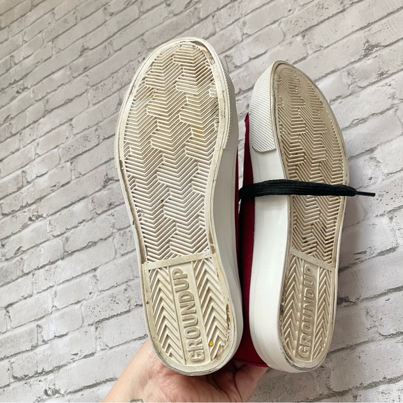 Beetlejuice Handbook High-Top Sneakers - Picture 7 of 10